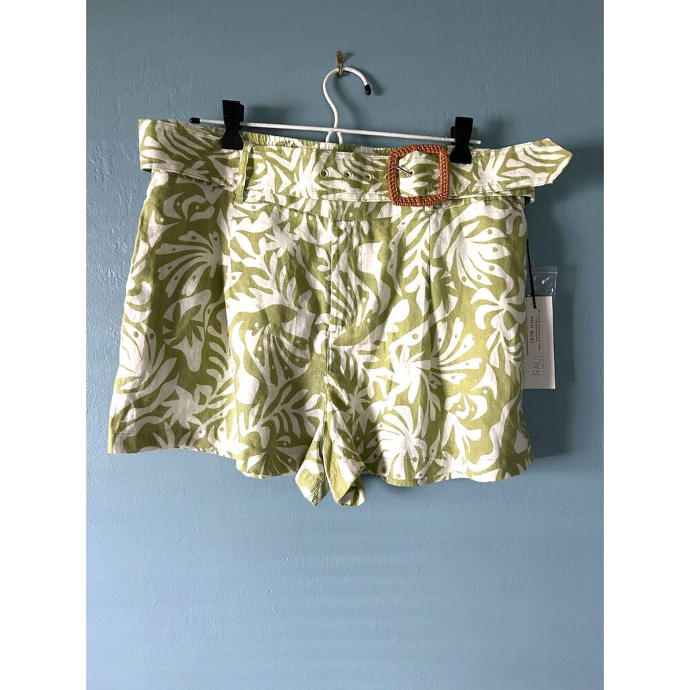 NWT Rachel Zoe 100% linen leaf print shorts with pockets size large inseam 2"